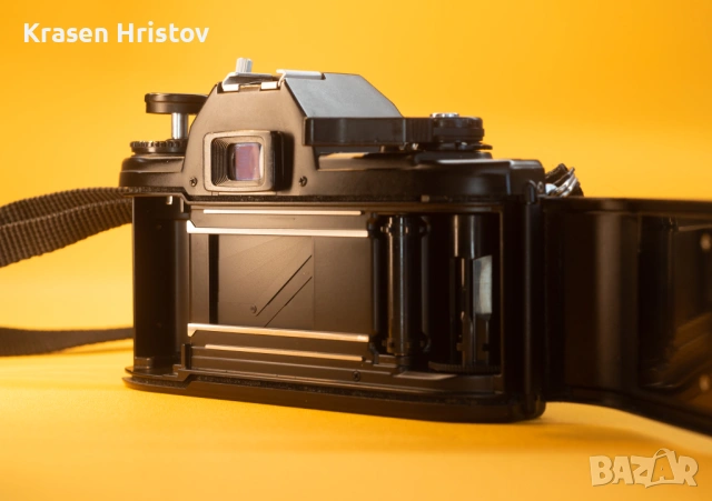 Nikon EM + Nikon Series E 50mm f/1.8, снимка 5 - Фотоапарати - 53815025