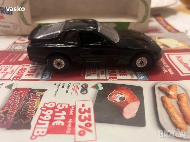 Английско Корги 1:43 Порше 944, снимка 4 - Колекции - 53250210