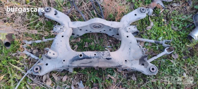 Заден мост Infiniti M Q70 2011г - 600лв, снимка 2 - Части - 48641558