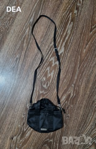 Черна чанта сатен Victoria's secret-PINK-55лв.НОВА, снимка 1 - Чанти - 41775083