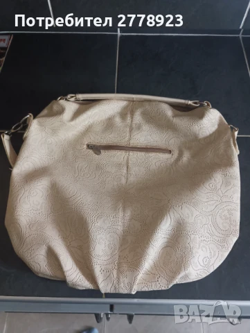 Дамска чанта, снимка 2 - Чанти - 50497624