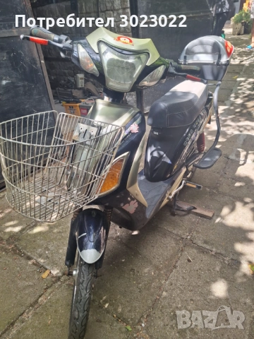 Електрически скутер, снимка 4 - Велосипеди - 51794232