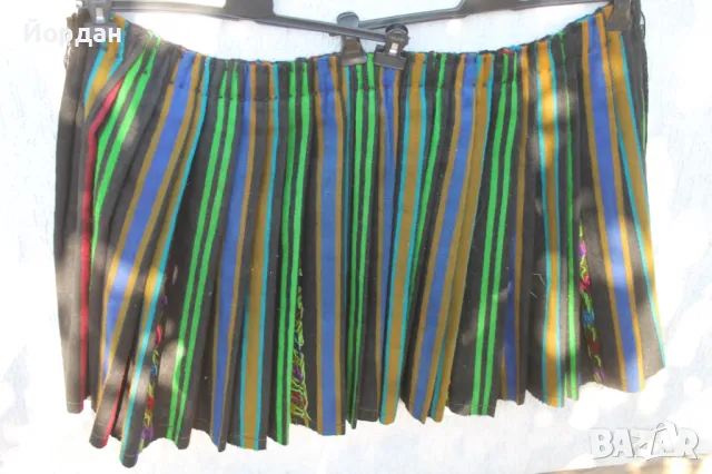 Уникална вълнена престилка, снимка 8 - Антикварни и старинни предмети - 48015614