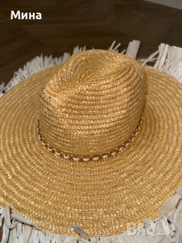 Сламена шапка, снимка 2 - Шапки - 50650611