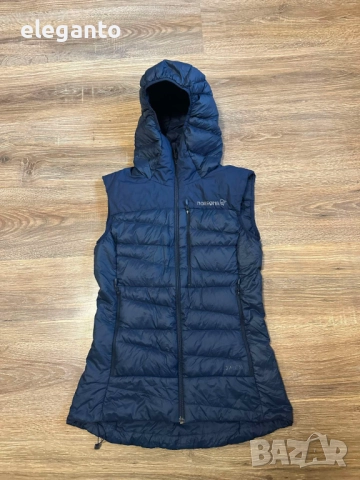 Висок клас дамско пухено елече Norrona falketind down750 Vest Women - Indigo Night , XS размер, снимка 2 - Якета - 52413518