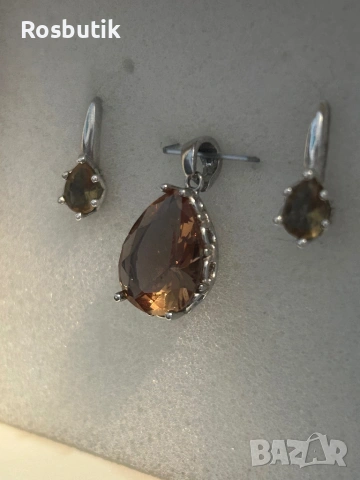 Сребърен комплект обици и медальон със Султанит , снимка 4 - Бижутерийни комплекти - 53260437