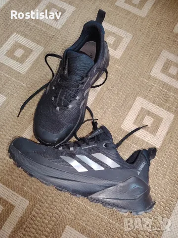 Adidas TERREX оригинални маратонки в перфектно състояние без забележки като нови! 