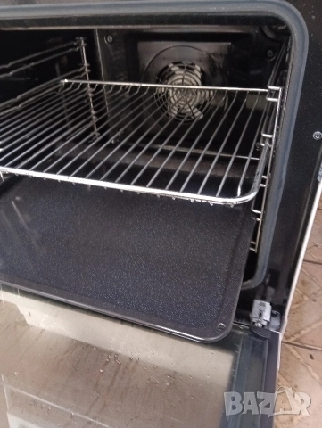 Свободно стояща печка с керамичен плот VOSS Electrolux с две години гаранция!, снимка 2 - Печки, фурни - 52844204