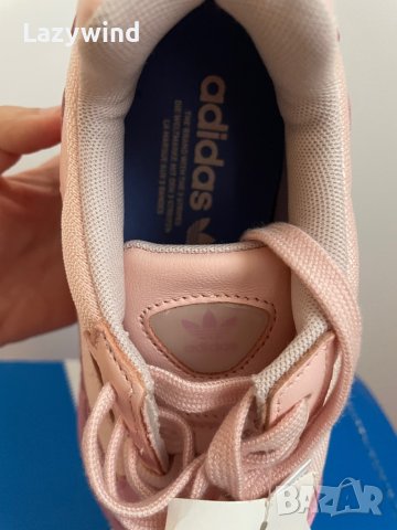 Оригинални маратонки Adidas Falcon, снимка 7 - Маратонки - 39808869