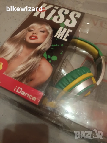 Kiss me Жични слушалки НОВИ, снимка 4 - Слушалки и портативни колонки - 53751087