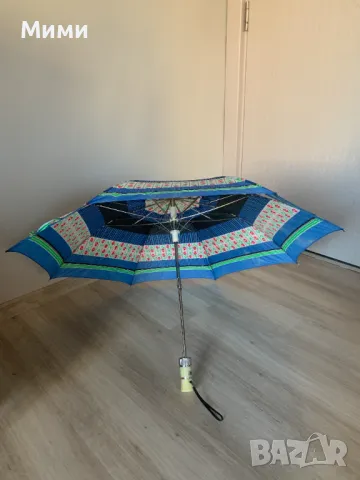 Дамски чадър не употребяван, автоматичен от соца., снимка 2 - Други - 48831773