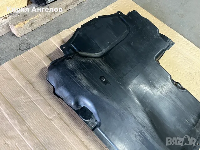 Кората под скоростите за Mercedes C-class W203 2.2 CDI Автомат, снимка 3 - Части - 56143643