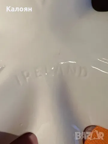 Ирландска порцеланова купичка във формата на детелина с изобразен рибар, снимка 2 - Колекции - 48828714