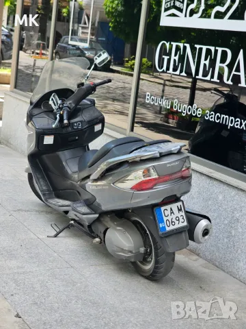 Suzuki Burgman AN 400