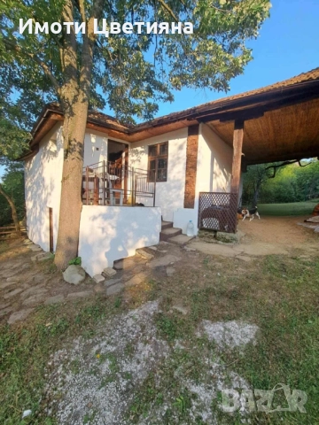 Къща след ремонт в Балкана, снимка 2 - Къщи - 52858807