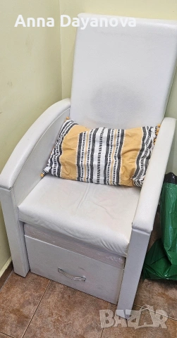 Стол за педикюр, снимка 2 - Педикюр и маникюр - 53065102