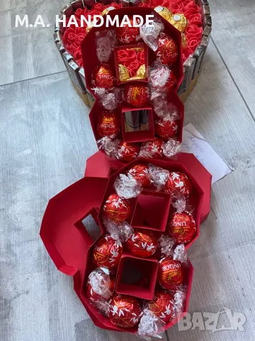 Кутия за 8-ми март , с шоколадово изкушение - Линдор, снимка 4 - Художествена литература - 49226422