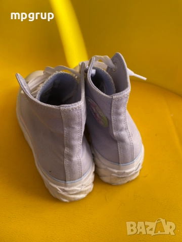 Продавам оригинални маратонки Adidas, снимка 11 - Маратонки - 52352665