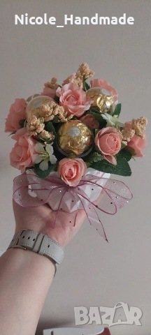 Букети с бонбони и цветя, снимка 11 - Други - 52738755