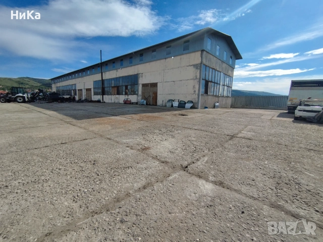 Под наем промишлено място гр. Перник, паркинг, гараж, склад от 400 до 1500кв.м., снимка 3 - Парцели - 53592997