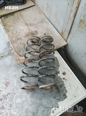 Задни пружини за Мазда 2. 2003 год., снимка 3 - Части - 49795490