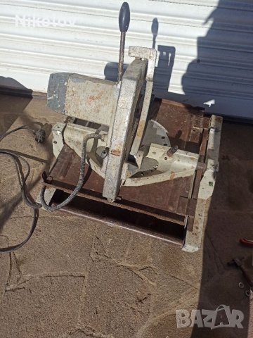 Настолен циркуляр Девалт/Elu THE 71, снимка 2 - Други инструменти - 35842248