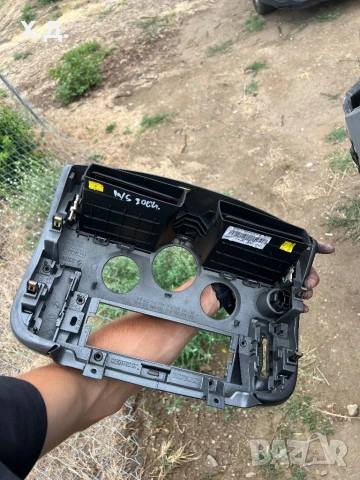 Конзола с духалки и старт/стоп бутон Рено Меган/Сценик 2004г , снимка 2 - Части - 51204844