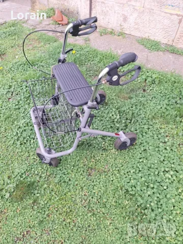 Проходилка(ролатор) с кошница