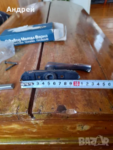 Стара дръжка за брава за прозорец #3, снимка 5 - Други ценни предмети - 48631970