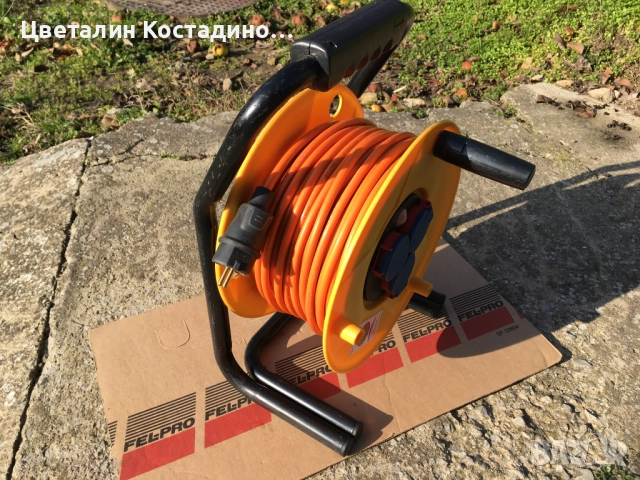 немска макара с кабел 42м на марката "Brennenstuhl", снимка 3 - Други инструменти - 52856695