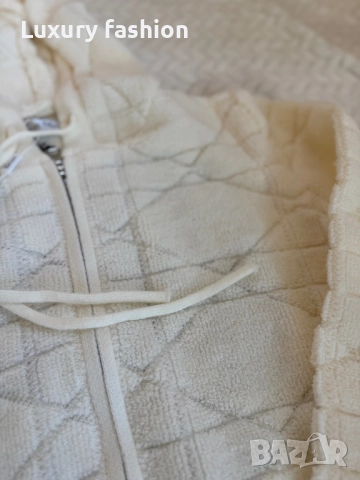 Дамска жилетка Dior, снимка 7 - Жилетки - 52876085