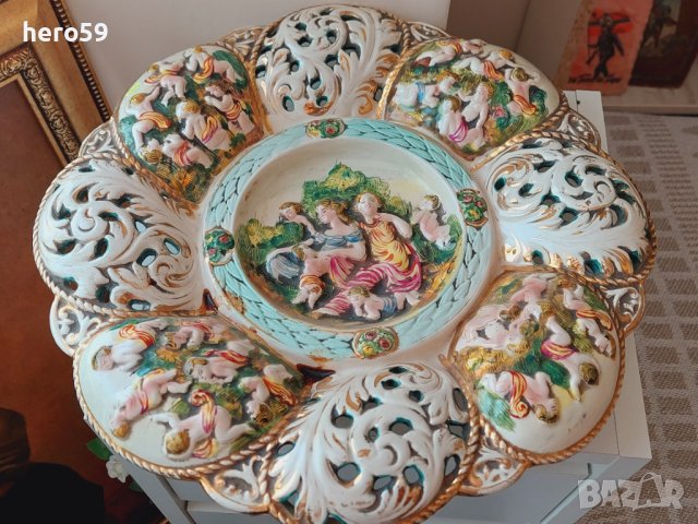 Порцеланова фруктиера ''Каподимонте''Capodimonte Porcelain, снимка 1 - Антикварни и старинни предмети - 41580483