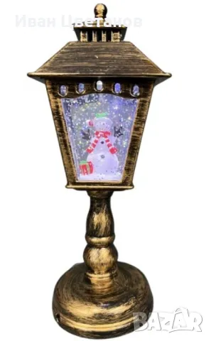 Коледен декоративен фенер с падащ сняг и светодиодно осветление