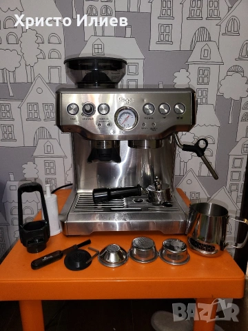 Еспресо машина SAGE Barista Express Кафемашина с кафемелачка