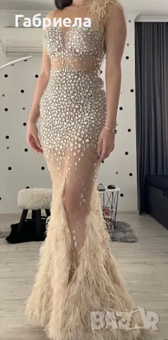 Бална рокля с камъни и пера, снимка 1