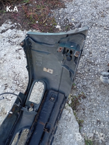 Предна броня Renault Laguna 1, снимка 8 - Части - 52189942