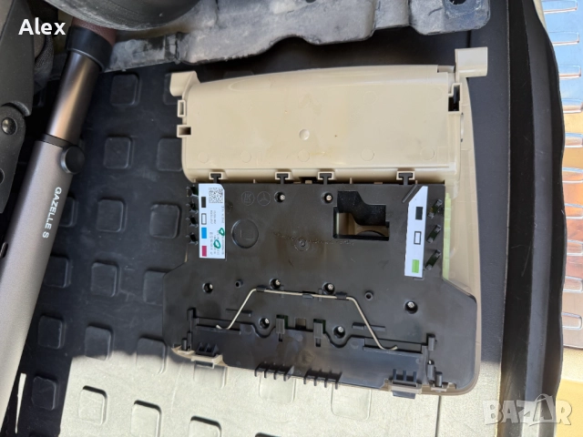 Плафон със Шибидах /люк/ Mercedes ML W166, снимка 2 - Части - 52717737