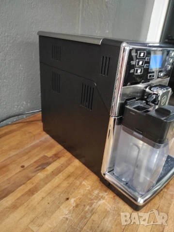 Каферобот/ Кафеавтомат/ кафемашина Саеко/ Saeco Picobaristo HD8927, снимка 2 - Кафемашини - 53036027