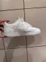 Дамски маратонки nike 38,5 номер, снимка 2