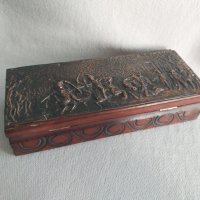 Стара дървена кутия с меден обков и дърворезба, снимка 5 - Антикварни и старинни предмети - 42178762