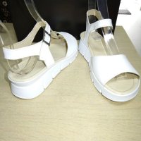 НАМАЛЕНИЕ-Дамски сандали естествена кожа м. 203 бяли, снимка 5 - Сандали - 41323964