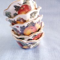 Порцеланови купички за сладко-Еngland collection royal porcelain, снимка 7 - Сервизи - 40956800