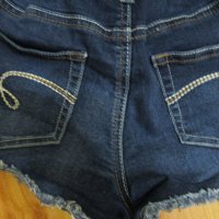 Къси панталони Теранова/Тениски, снимка 12 - Къси панталони и бермуди - 40234294