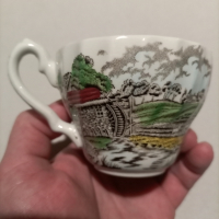 Myotts, селски живот,две чинийки и две чаши кафяви, многоцветни,английска керамика , снимка 9 - Антикварни и старинни предмети - 44575996