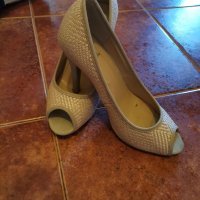 Елегантни обувки, снимка 1 - Дамски обувки на ток - 39562609