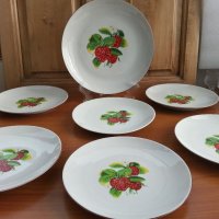 Стар български порцелан чинии, снимка 1 - Антикварни и старинни предмети - 33961757