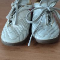 Adidas. Футболни обувки, стоножки. 31, снимка 3 - Футбол - 39971610