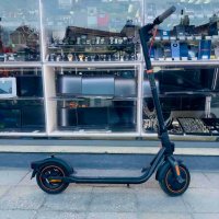 Електрическа тротинетка NINEBOT - Kickscooter F40E, снимка 1 - Скейтборд, ховърборд, уейвборд - 44423557