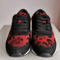 Дамски спортни обувки на CALVIN KLEIN, снимка 2 - Маратонки - 42416644