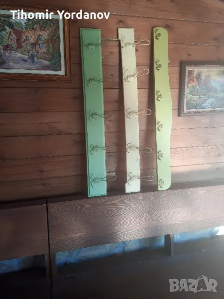Дървени закачалки.-3 броя., снимка 1